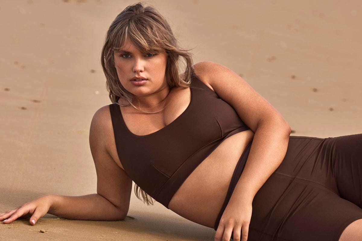 Best No-Underwire Swimsuits for a Large Bust