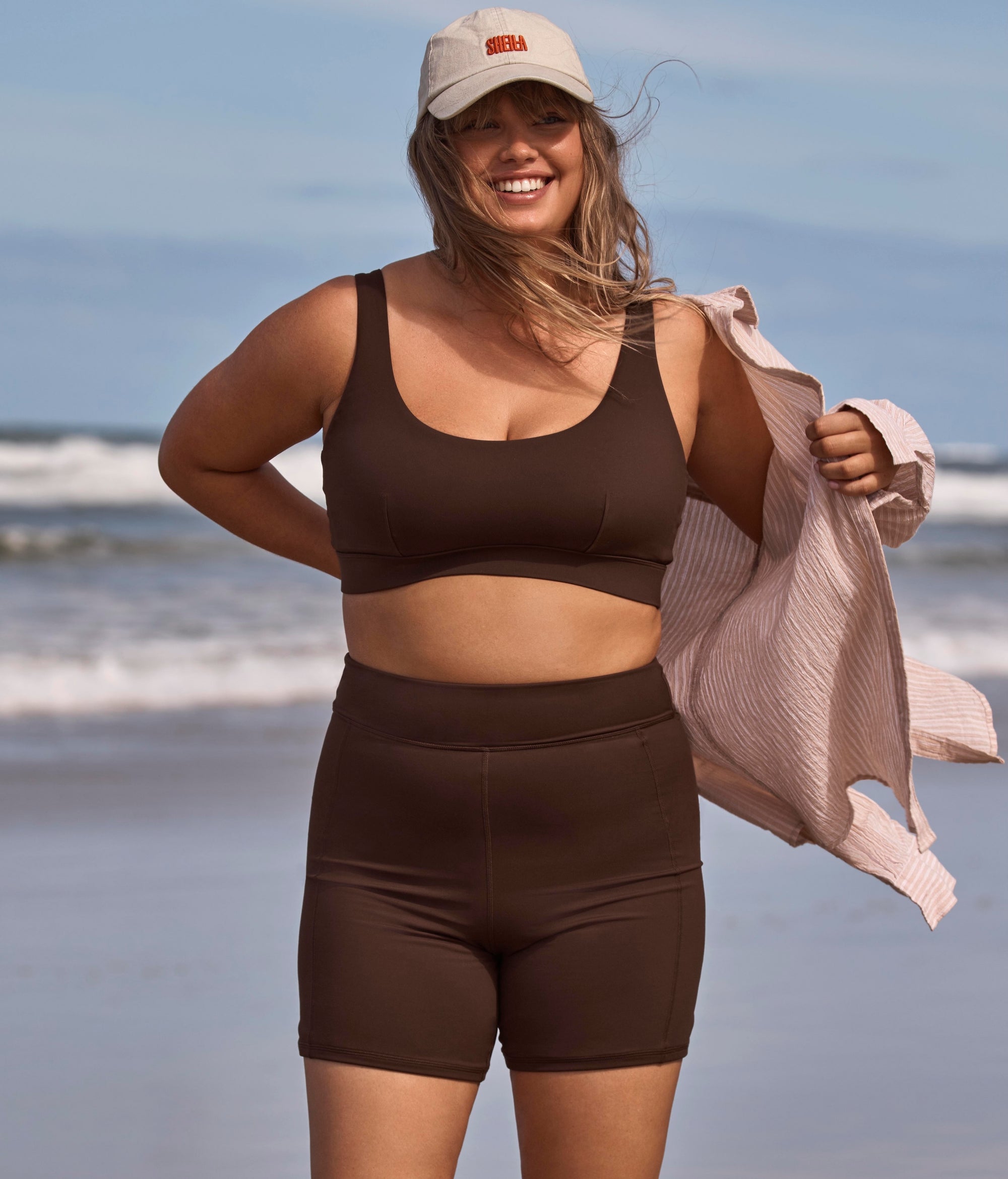 NELLIE SCOOP BIKINI TOP - COCOA