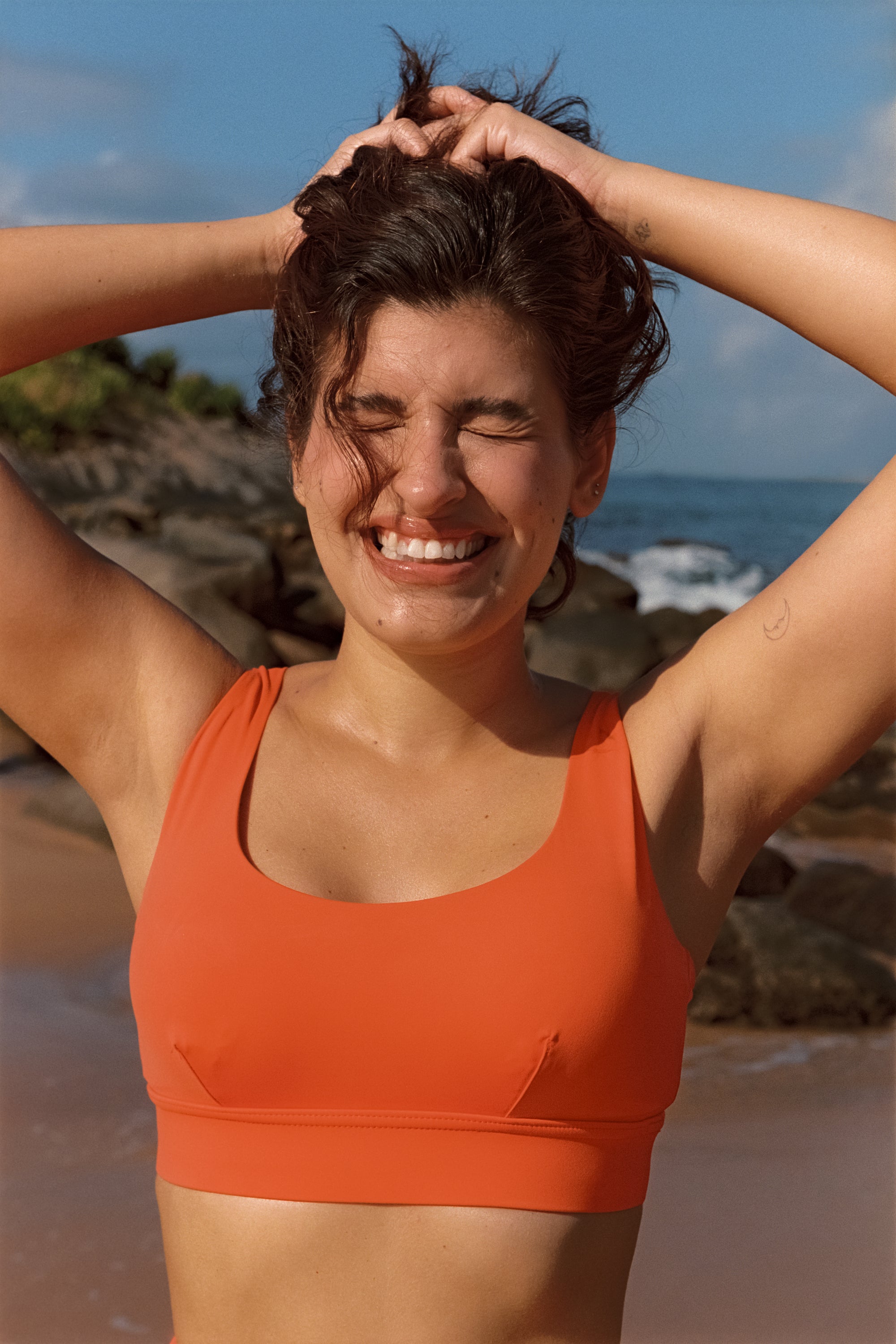 NELLIE SCOOP BIKINI TOP - DESERT SUN