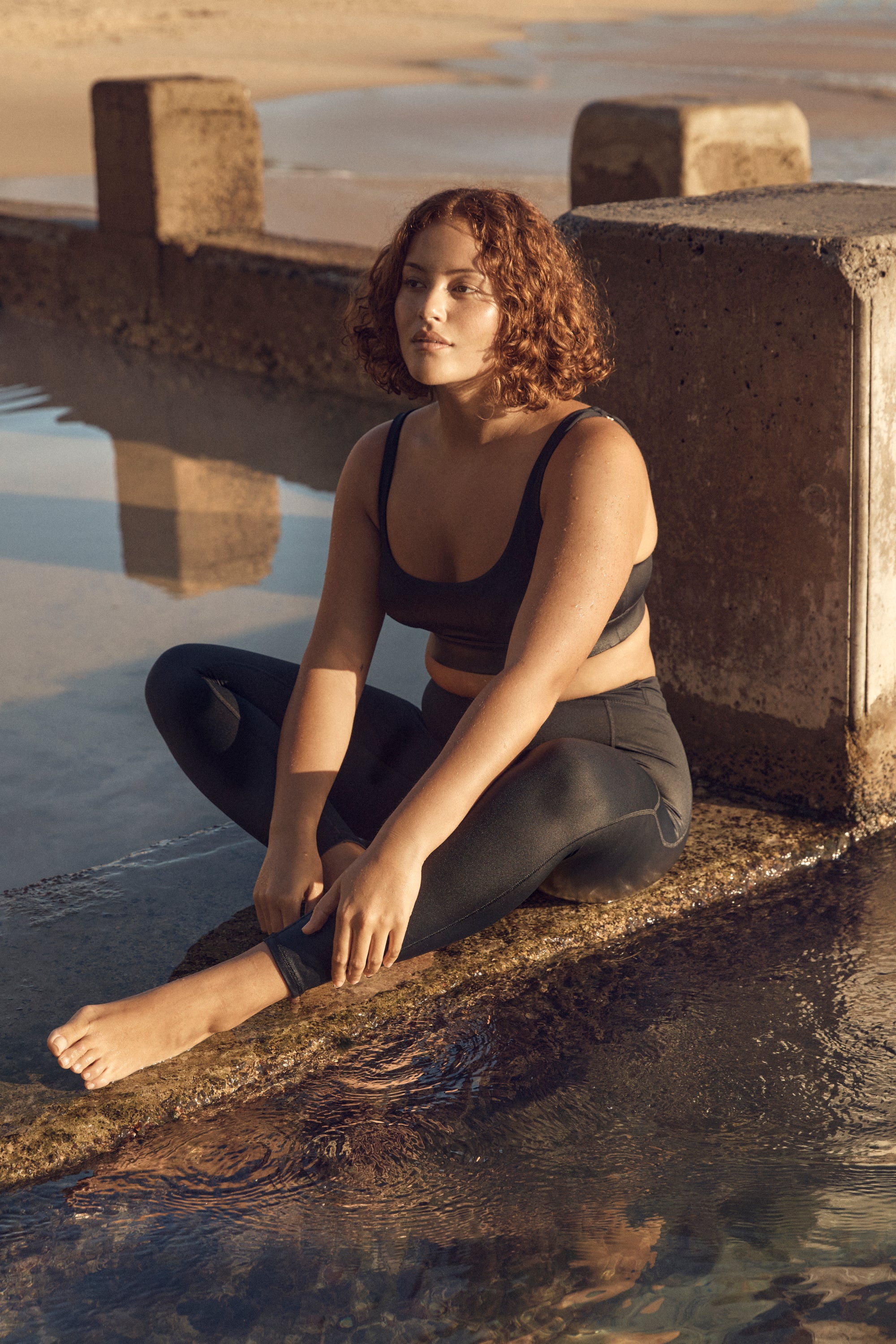 LARA SWIM LEGGING - BLACK SAND